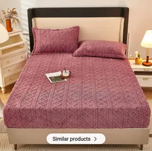 Pink Tufted Matress Cover With 2 Pillow Cases