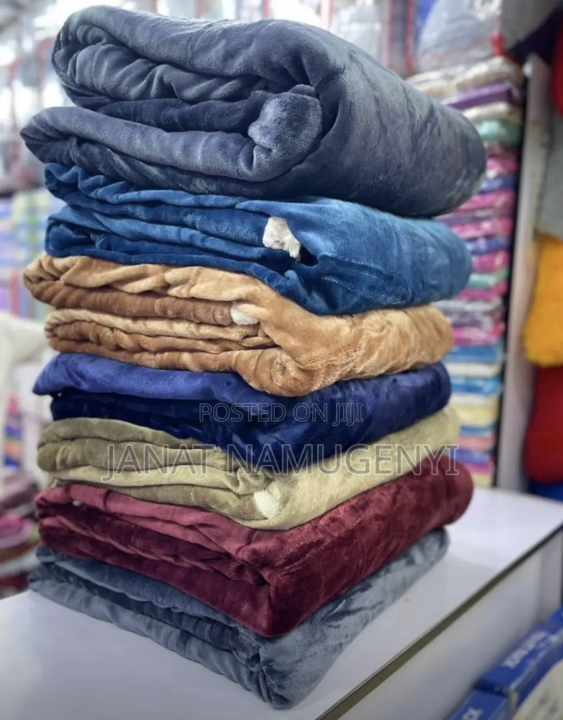 Fleece Blankets Available in a Different Colors and Sizes
