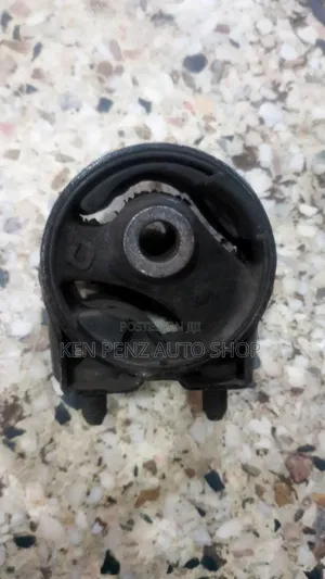 Mazda 2000 Engine Mountings
