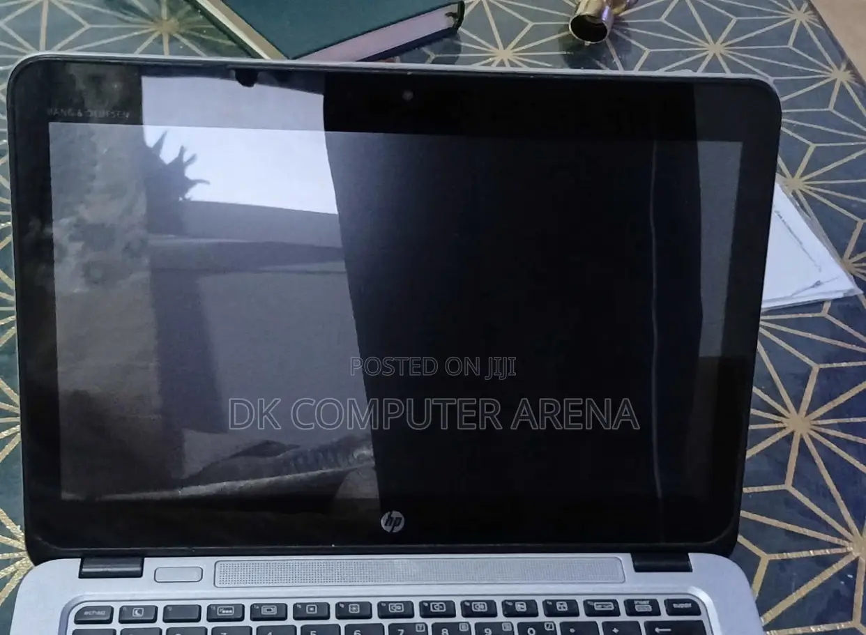 Laptop HP EliteBook 820 8GB Intel Core i5 SSD 500GB