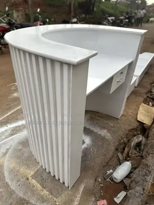 Modern Solid Counter