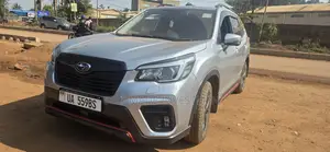 Subaru Forester 2019 Silver