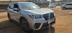 Subaru Forester 2019 Silver