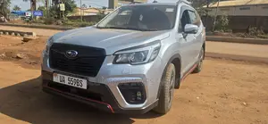 Subaru Forester 2019 Silver