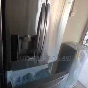 700ltrs Lg 3doors