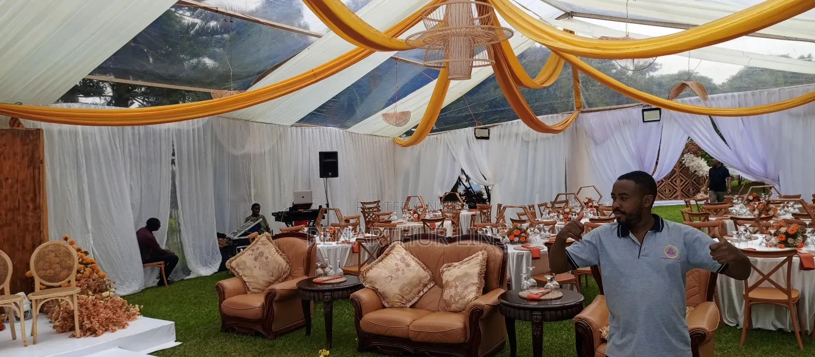 Am Introduction in a Skyline Tent