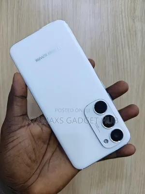 Tecno Spark 40 Pro+ 256 GB White