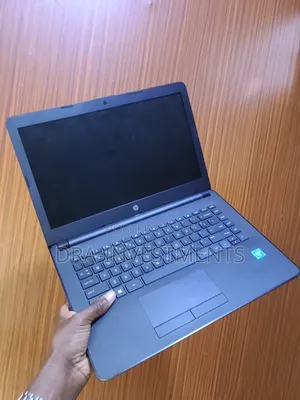 New Laptop HP 14-Ep0063 4GB Intel Core I5 HDD 500GB