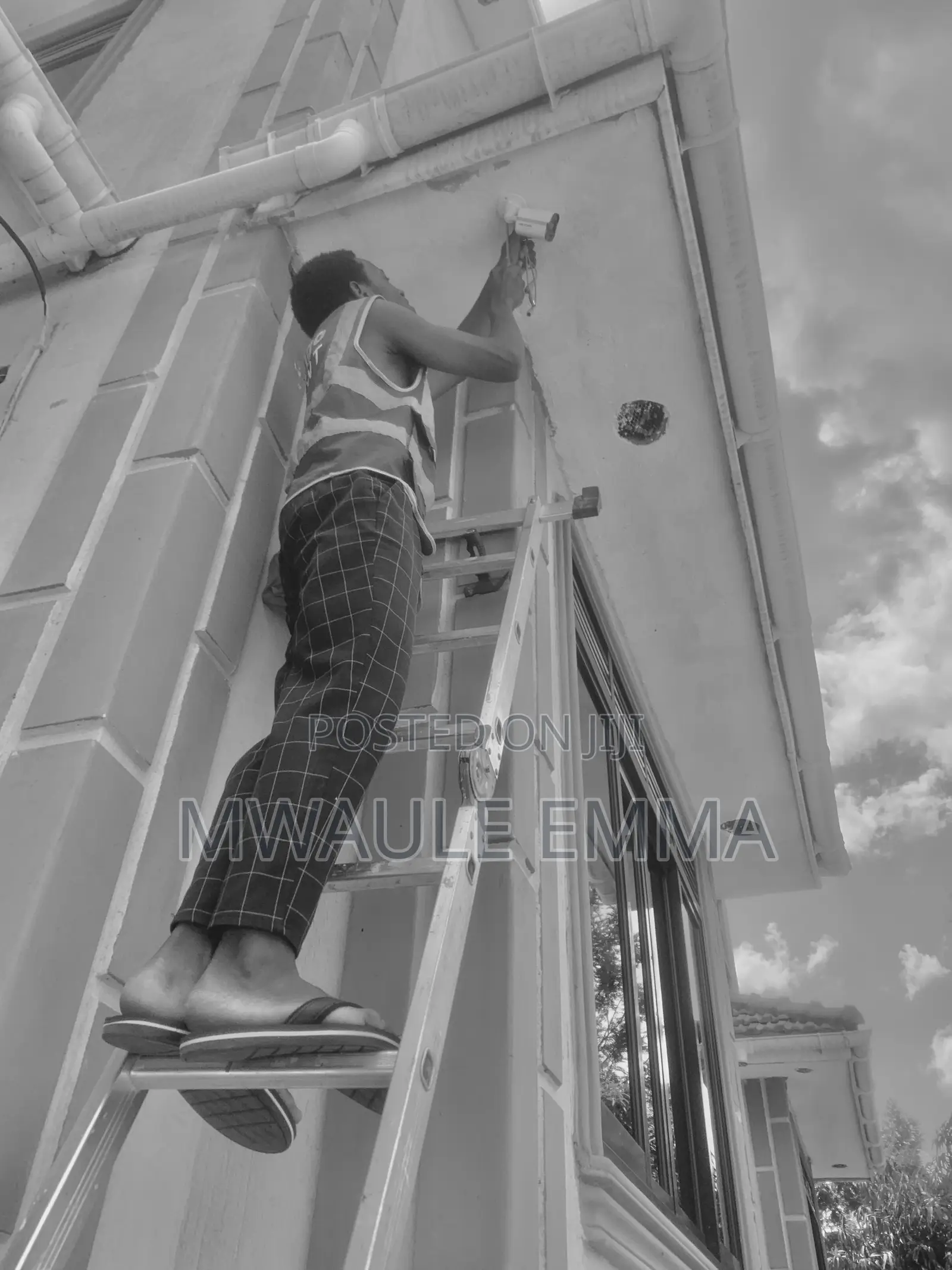 We Offer Both Industrial and Domestic Wiring,Cctv Camera Installation
