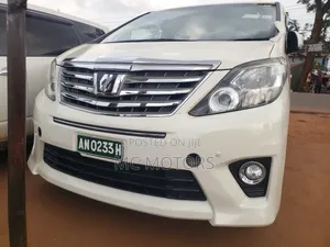 Toyota Alphard 2.4 Petrol AWD 2012 White