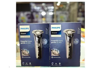 Phillips Series 5000 Wet and Dry Rotary Shaver
