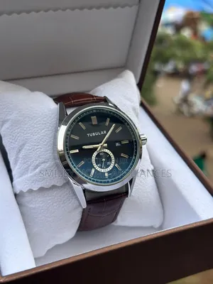 Tubular Men's Classy Analog Wrist Analog Time Piece at 20% Discount