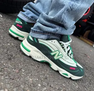 New Balance 1000 Green