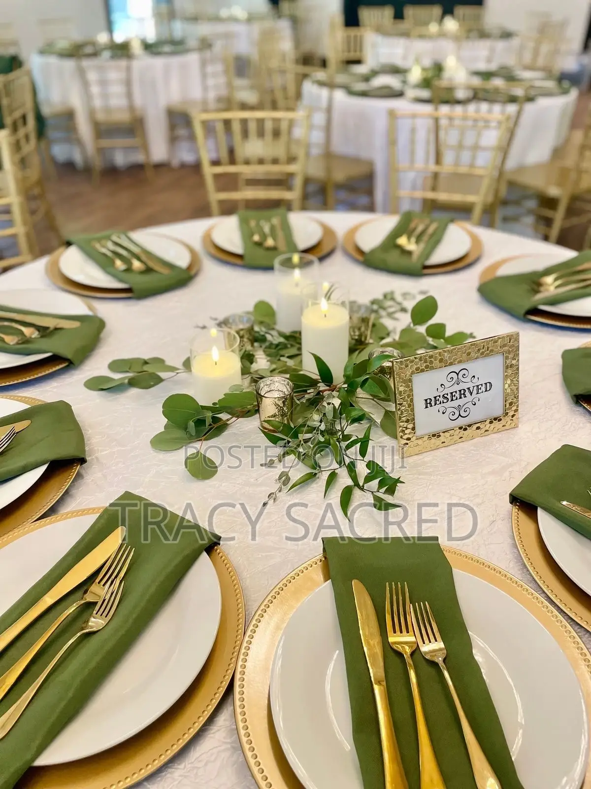 Exquisite Table Set Up Decoration