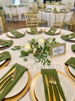 Exquisite Table Set Up Decoration