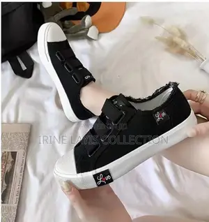Casual Lady's Sneakers