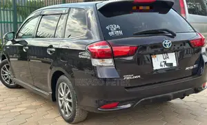 Toyota Corolla Fielder 1.5 Hybrid FWD 2016 Black