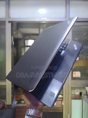 Laptop Lenovo ThinkPad Edge E440 4GB Intel Celeron HDD 500GB