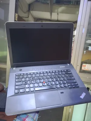 Laptop Lenovo ThinkPad Edge E440 4GB Intel Celeron HDD 500GB