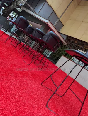 Ground Bar Red Grass Carpet