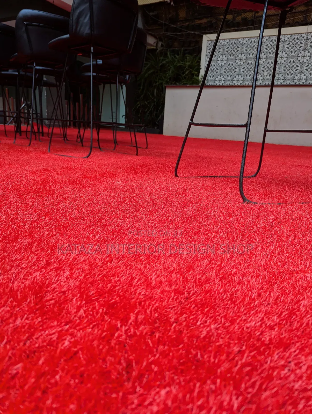 Ground Bar Red Grass Carpet