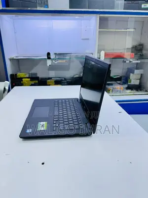 Laptop Dell Latitude 3400 8GB Intel Core i3 SSD 256GB