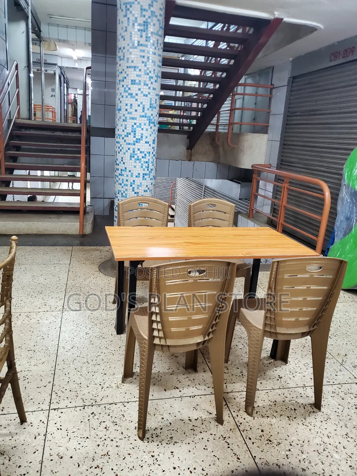 Golden Plastic Chairs and Table Set for Unique Dining