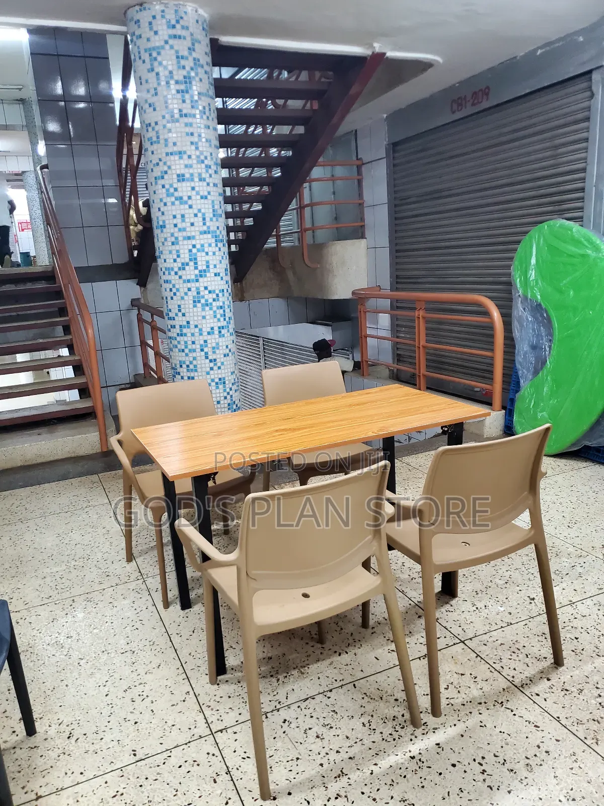 Armed Plastic Chairs and Wooden Foldable Table