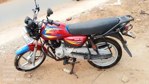 Bajaj Boxer 125 2024 Red