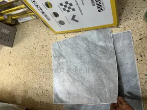 PVC Self-Adhesive Floor Tiles | 45cm X 45cm