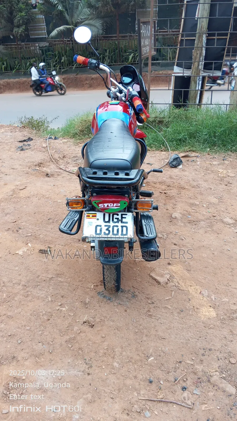 Bajaj Boxer 125 2024 Red