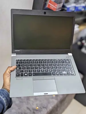 Laptop Toshiba C50 4GB Intel Core I5 SSD 256GB