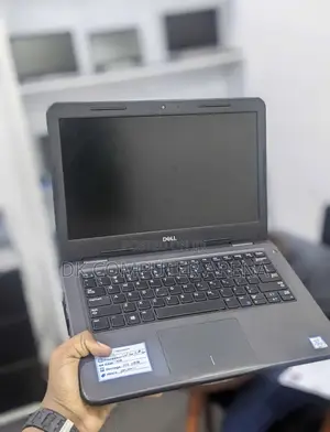 Laptop Dell Vostro 3300 4GB Intel Core Ultra 5 SSD 128GB