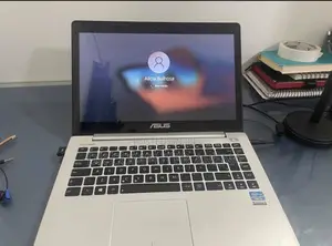 Laptop Asus ASUSPRO P2440UQ 4GB Intel Core I3 HDD 256GB