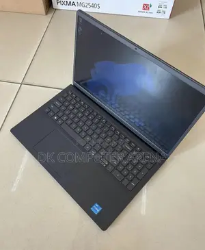 Laptop Dell Latitude 3520 8GB Intel Core I5 SSD 256GB