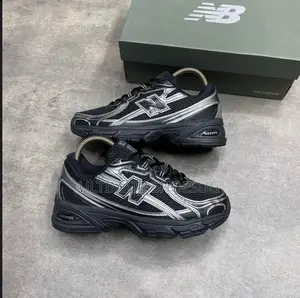 New Balance Abzorb 740
