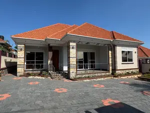4bdrm Bungalow in Bwebajja Akright, Central Division for sale