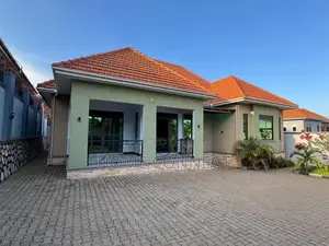 4bdrm Bungalow in Bwebajja, Central Division for sale