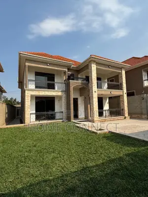5bdrm Duplex in Buwate, Central Division for sale