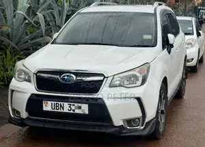 Subaru Forester 2.0XT Premium 4dr SUV AWD (2.0L 4cyl Turbo CVT) 2015