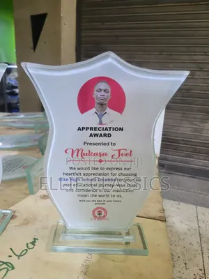 Elite Plaque