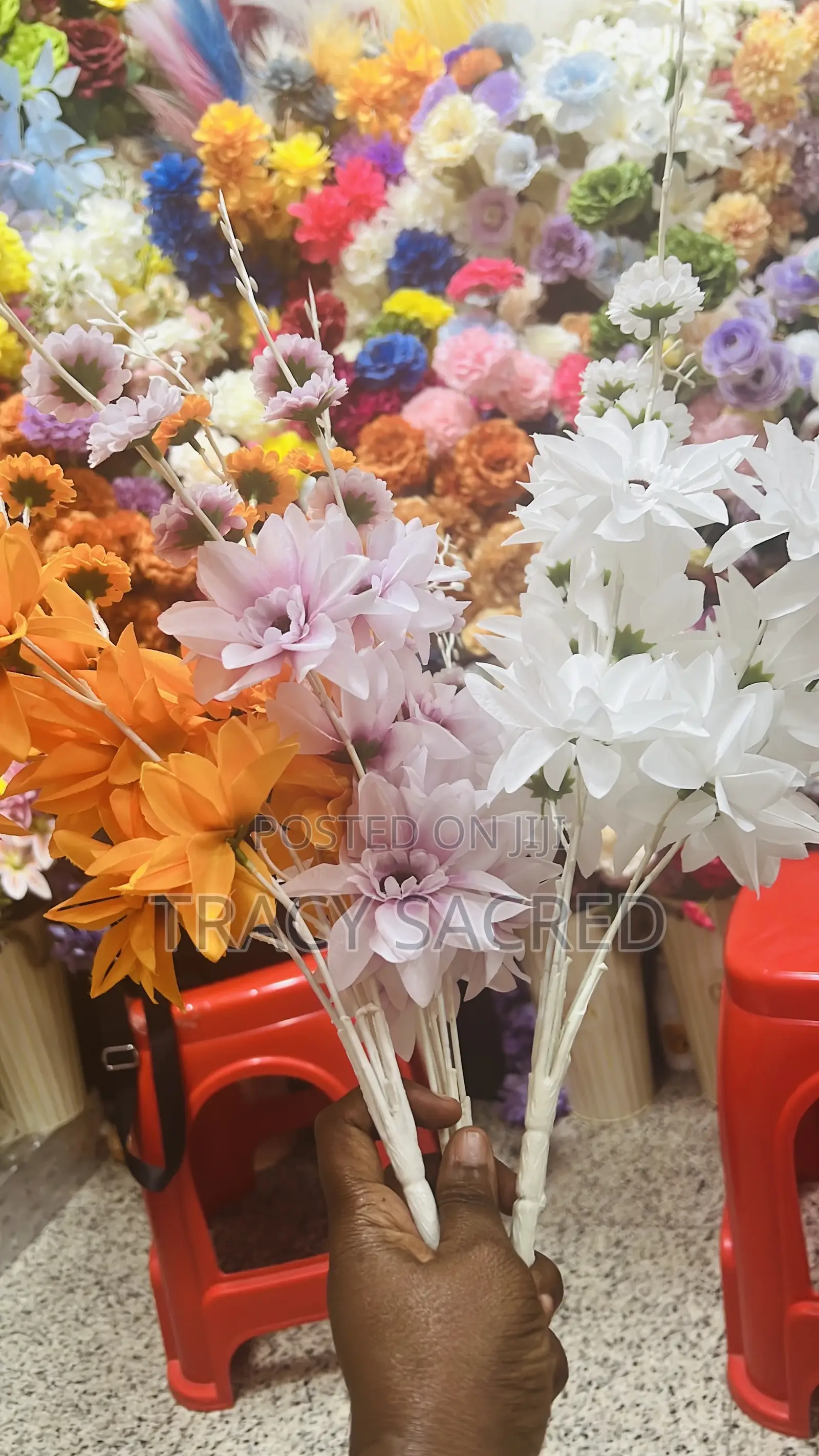 We Sell Artificial Flowers for Decoration
