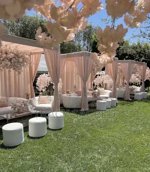Kevin’S Rustic Decoration