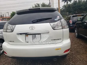 Toyota Harrier 2.4 2010 White