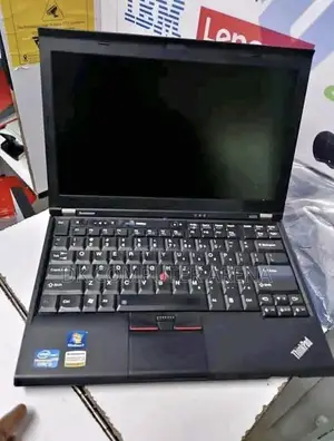 Laptop Lenovo ThinkPad X230 4GB Intel Core I5 HDD 320GB