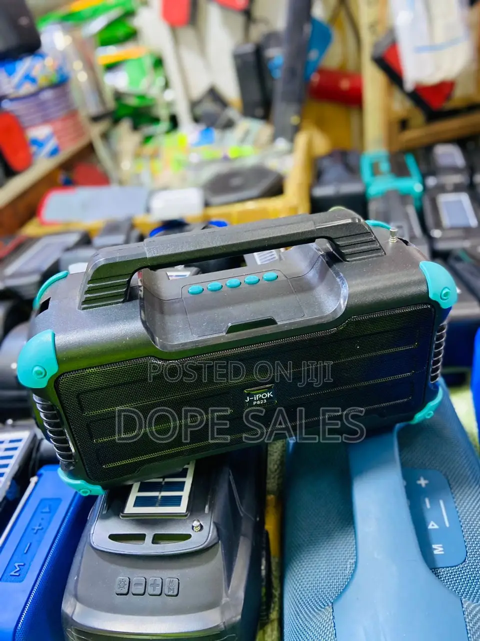 Super Bass Robots