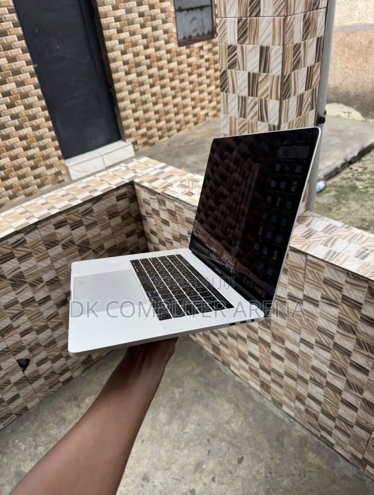 Laptop Apple MacBook Pro 8GB Intel Core I7 SSD 256GB