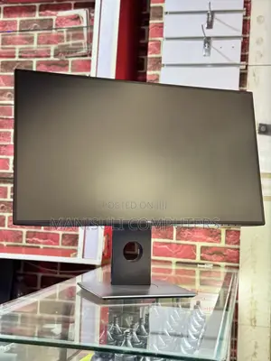 Dell Monitor Full Screen Ips Hdmi Dp Div Display 