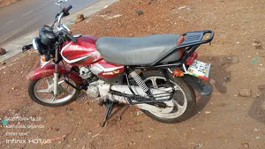 TVS HLX 125 2022 Red