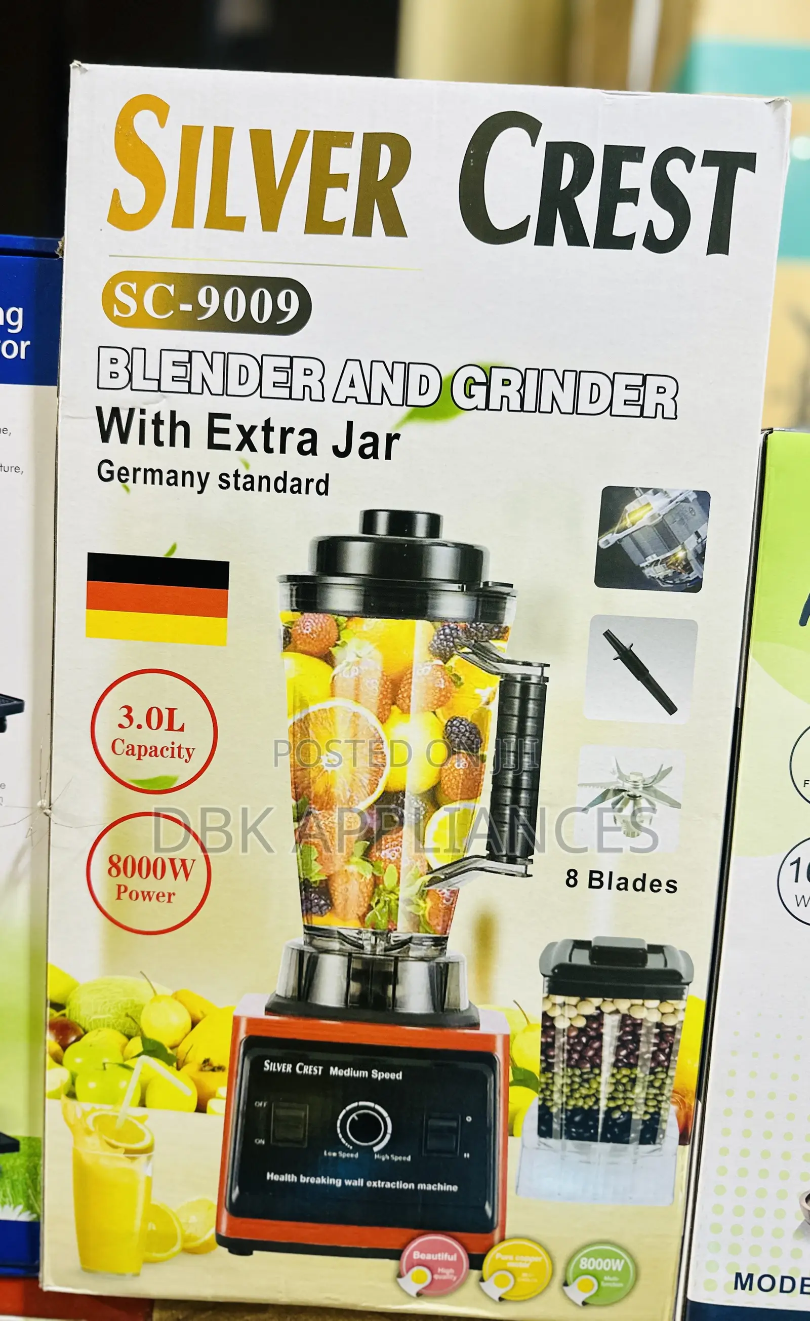 Blender and Grinder With Extra Jar